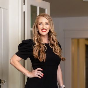 Meet your Posher, Genna